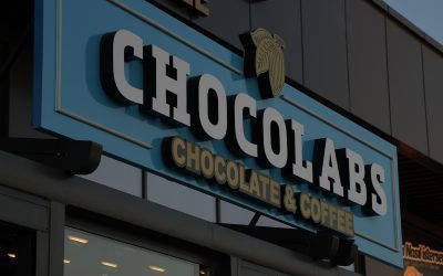 Navigating Visual Impact: The Vital Role of Signage in Brand Visibility and Engagement